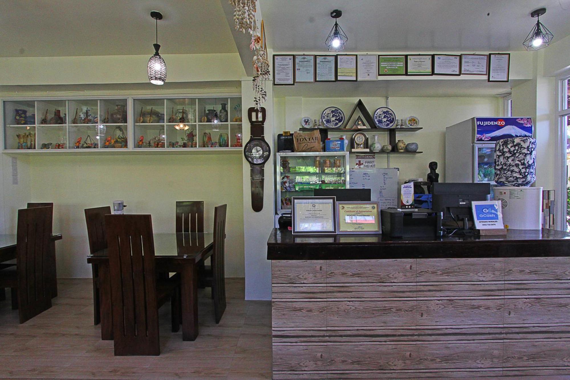 Foxtail Siargao Island Guesthouse Генерал-Луна Экстерьер фото